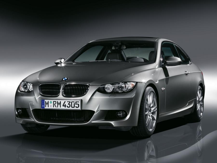  BMW 330d Coupe M Sport Package 2007 года  (фото 1 из 3)